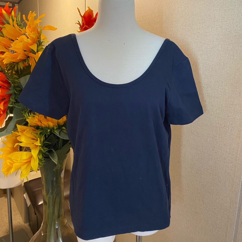 NY & CO Navy the Lowe short sleeve top